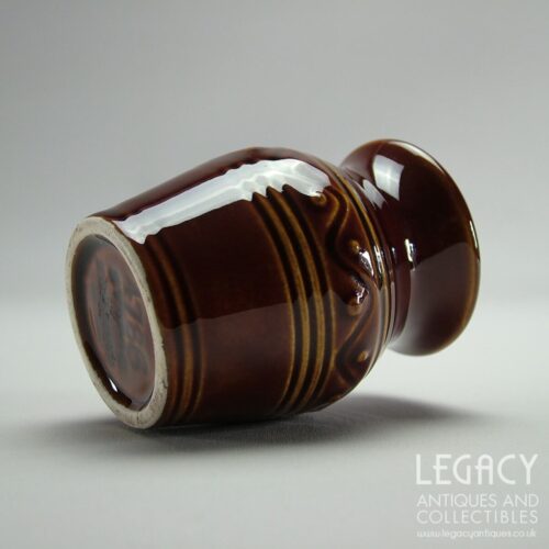 Retro SylvaC Miniature Ceramic Vase No. 4786 in Brown