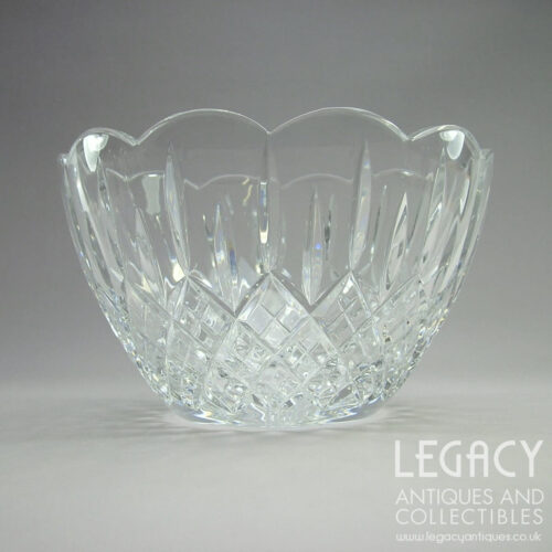 Stuart Crystal ‘Shaftesbury’ Design Large Lead Crystal Petal Bowl (9”) No. 30706/199