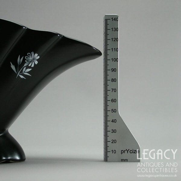 Vintage SylvaC Art Deco Style Flower Vase in Black and White No. 546