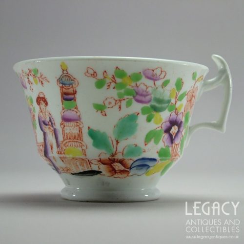 Thomas Drewery & Son 'London' Shape Cup and Saucer Set with Chinoiserie Design c.1820-30