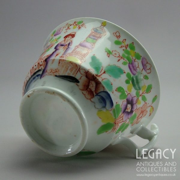 Thomas Drewery & Son 'London' Shape Cup and Saucer Set with Chinoiserie Design c.1820-30