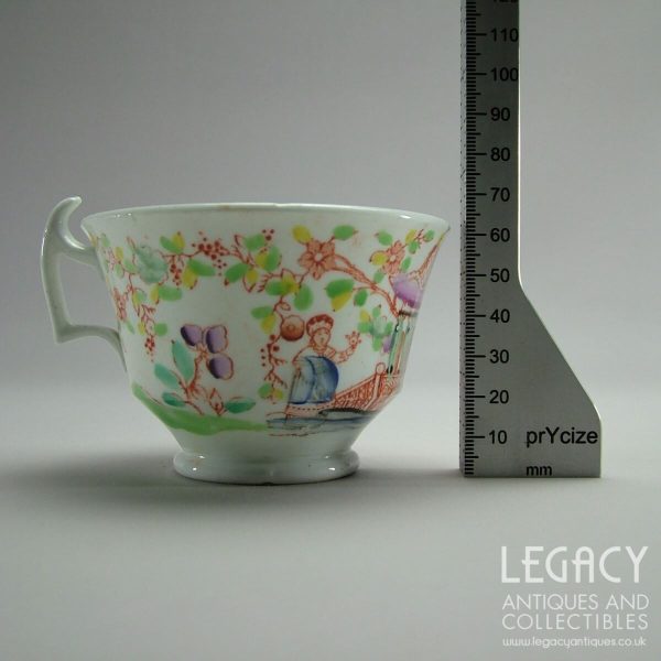 Thomas Drewery & Son 'London' Shape Cup and Saucer Set with Chinoiserie Design c.1820-30