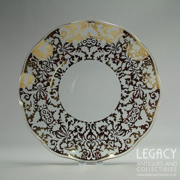 Chance Glass ‘Regency Gold’ Design Fluted Plate (10")